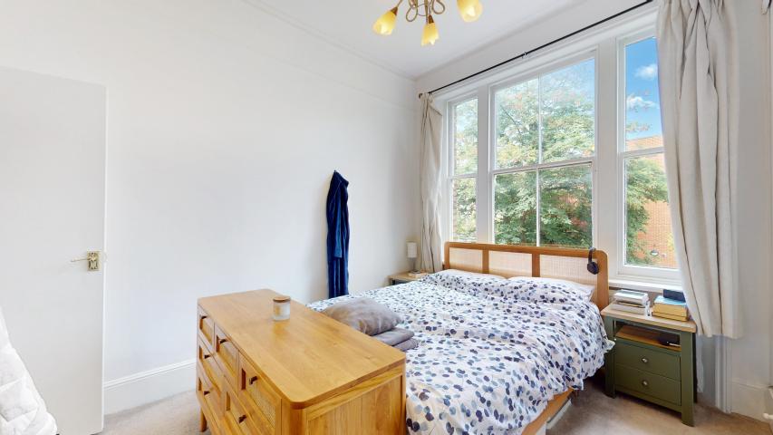 			2 Bedroom, 2 bath, 1 reception Flat			 Birchington Road, West Hampstead